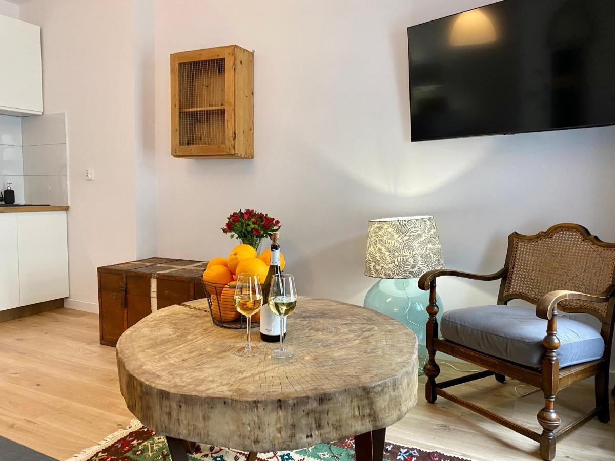 Apartament Hrabala 耶莱尼亚古拉 外观 照片