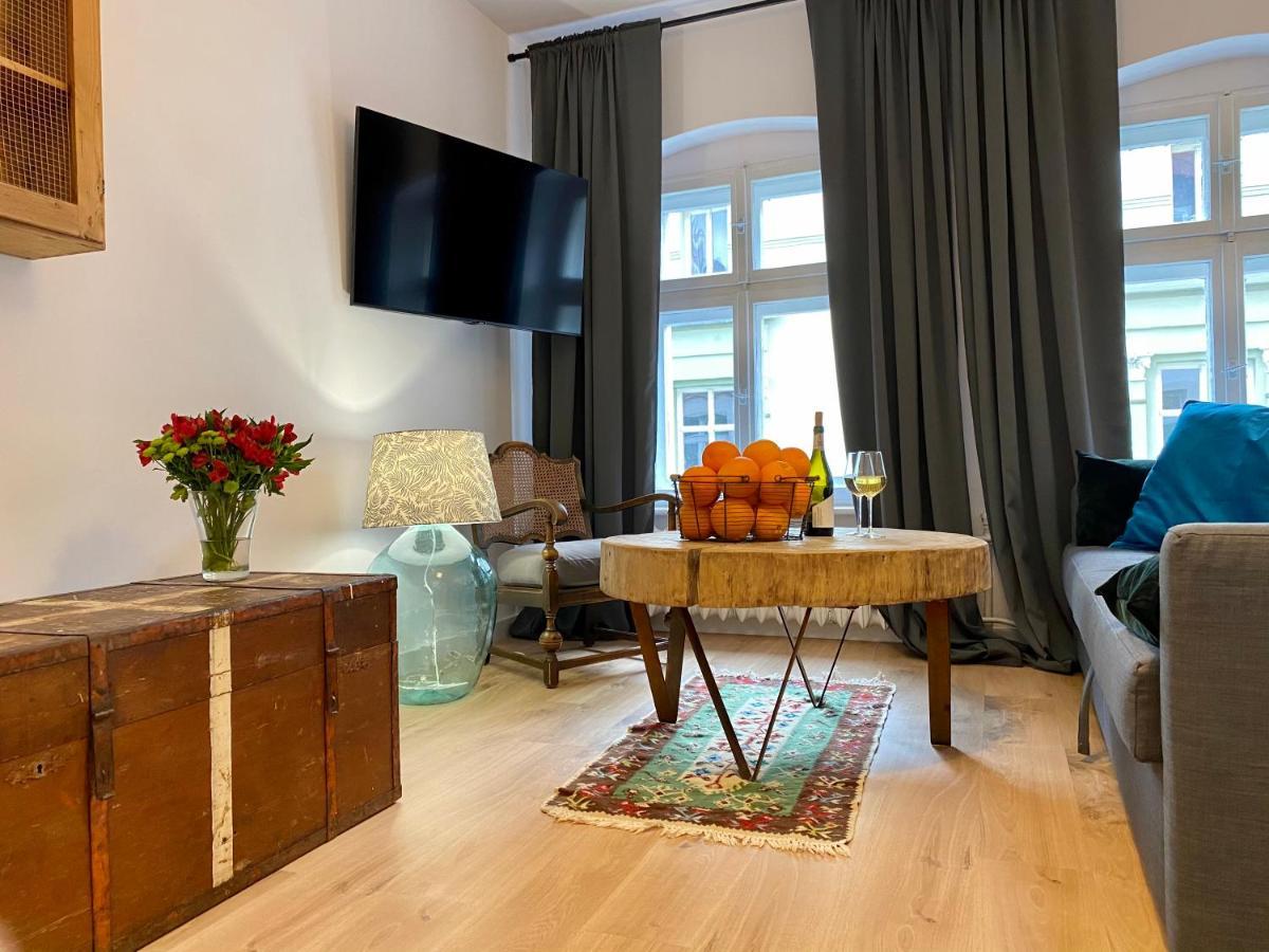 Apartament Hrabala 耶莱尼亚古拉 外观 照片