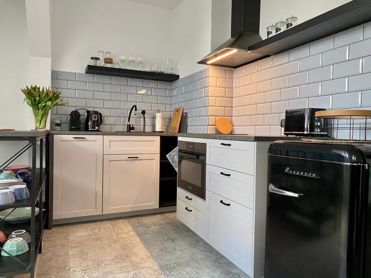 Apartament Hrabala 耶莱尼亚古拉 外观 照片